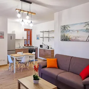  Ferienhaus Elite Italien