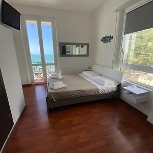Sollevante ** リオマッジョーレ
